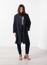Load image into Gallery viewer, Woven Pleat Back Coat
